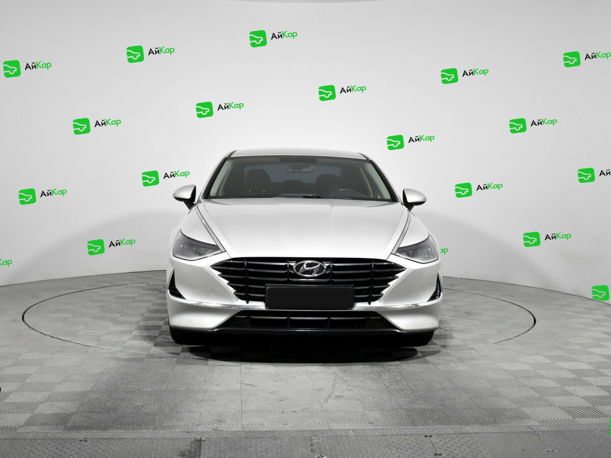 Hyundai Sonata с пробегом — 2021 год. Фото: #1