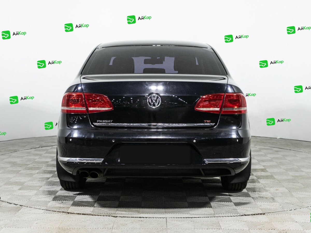 Volkswagen Passat с пробегом — 2012 год. Фото: #4