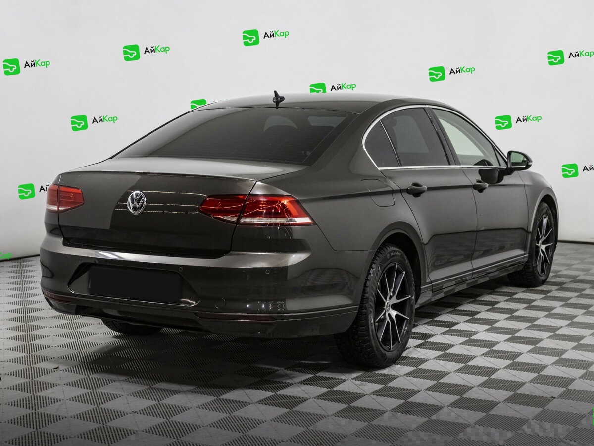 Volkswagen Passat с пробегом — 2017 год. Фото: #3