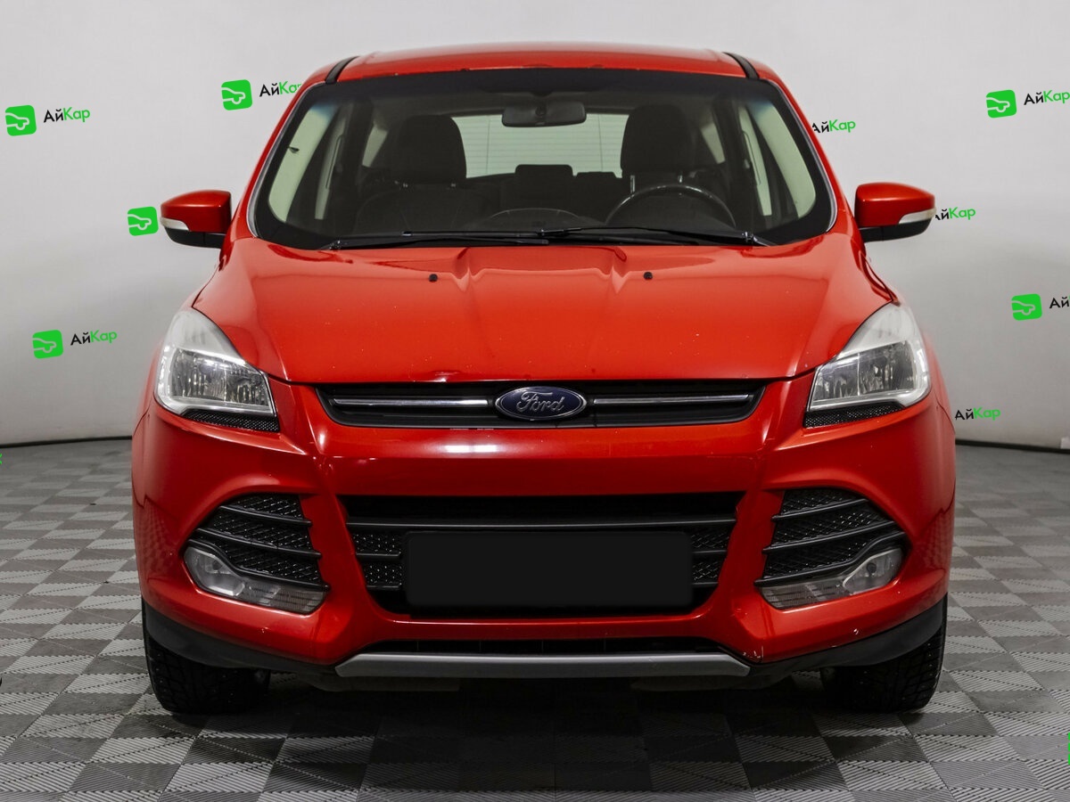 Ford Kuga с пробегом — 2015 год. Фото: #1
