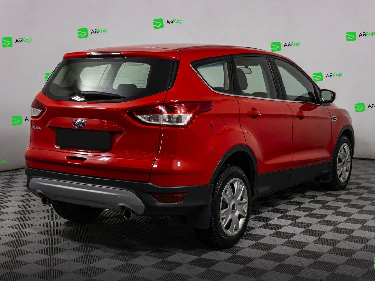 Ford Kuga с пробегом — 2015 год. Фото: #4
