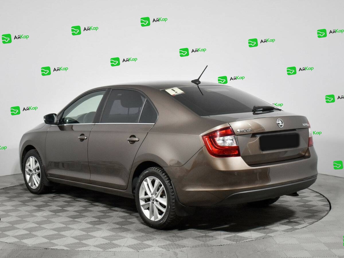 Skoda Rapid с пробегом — 2018 год. Фото: #6