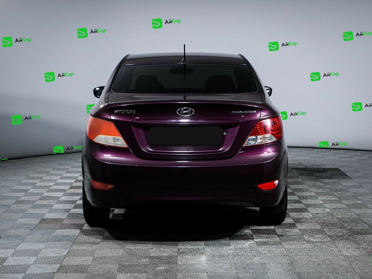 Hyundai Solaris с пробегом — 2013 год. Фото: #4