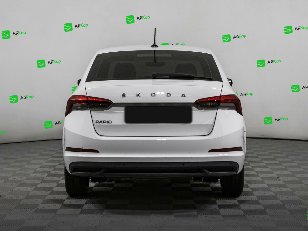 Skoda Rapid с пробегом — 2021 год. Фото: #4