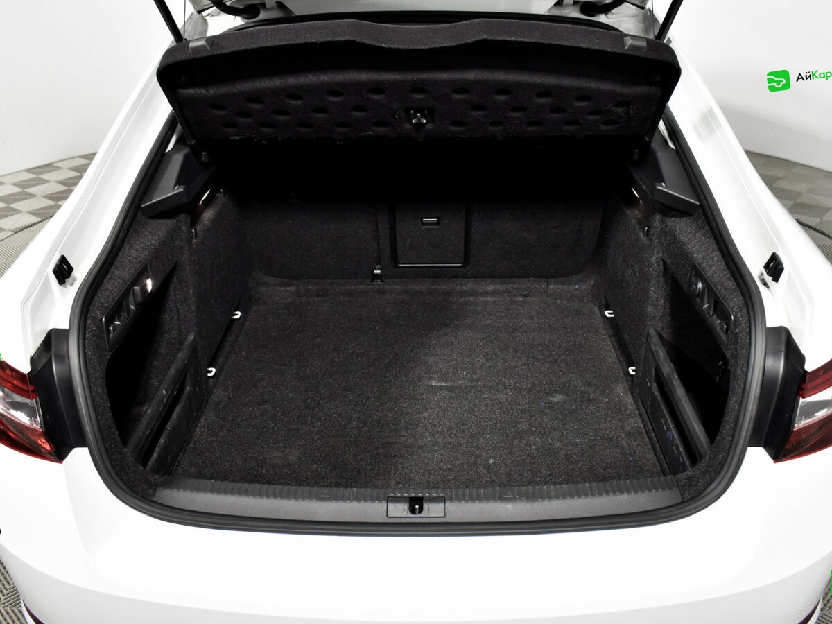 Skoda Superb с пробегом — 2018 год. Фото: #17