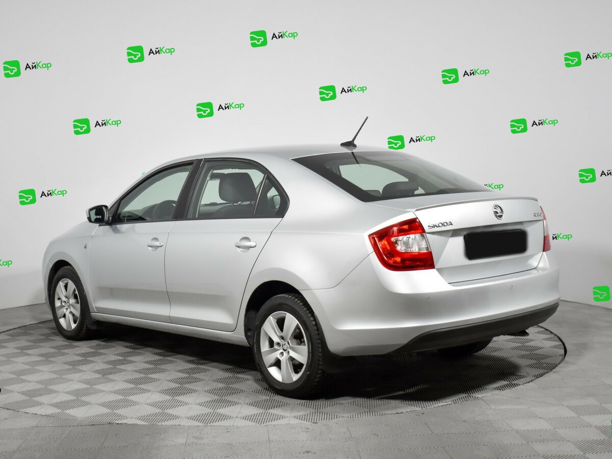 Skoda Rapid с пробегом — 2017 год. Фото: #6