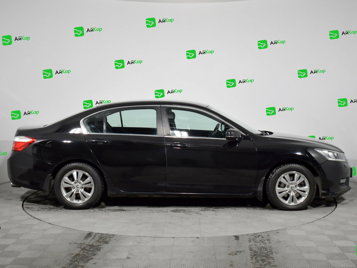 Honda Accord с пробегом — 2013 год. Фото: #3