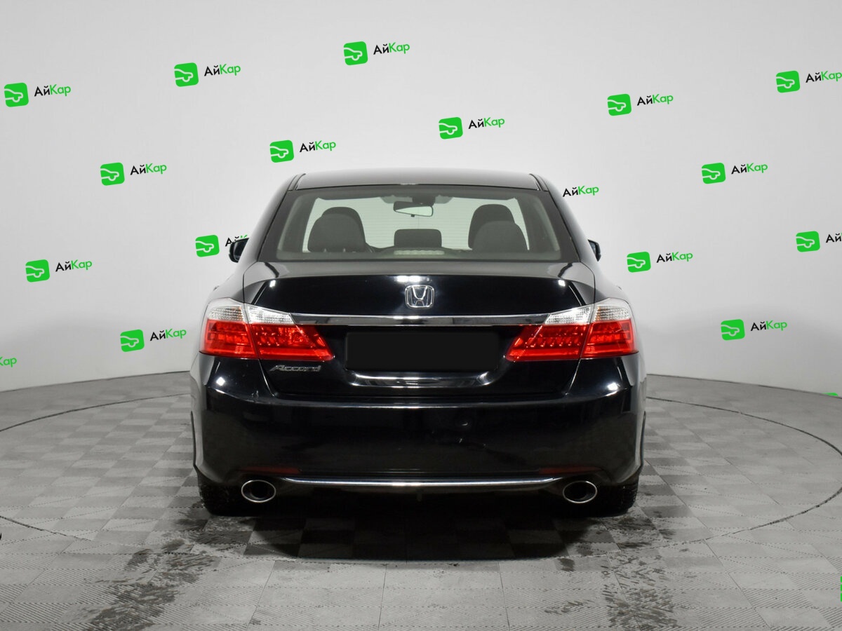 Honda Accord с пробегом — 2013 год. Фото: #5