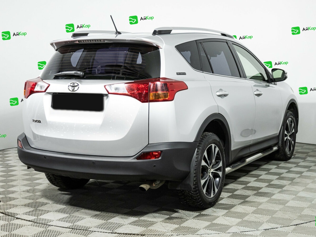 Toyota RAV4 с пробегом — 2014 год. Фото: #4