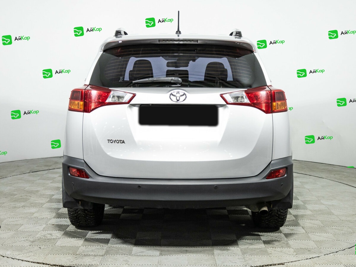 Toyota RAV4 с пробегом — 2014 год. Фото: #5