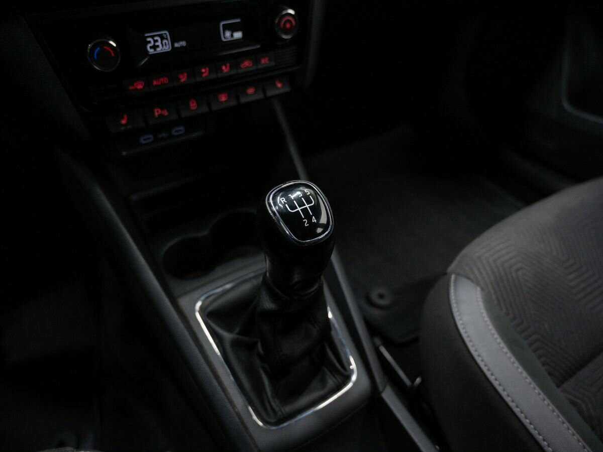 Volkswagen Polo с пробегом — 2020 год. Фото: #16