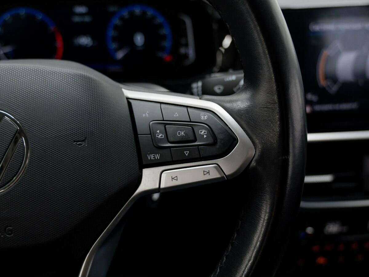Volkswagen Polo с пробегом — 2020 год. Фото: #20
