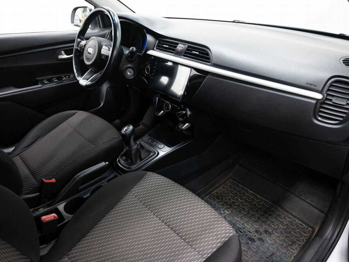 Kia Rio с пробегом — 2018 год. Фото: #10