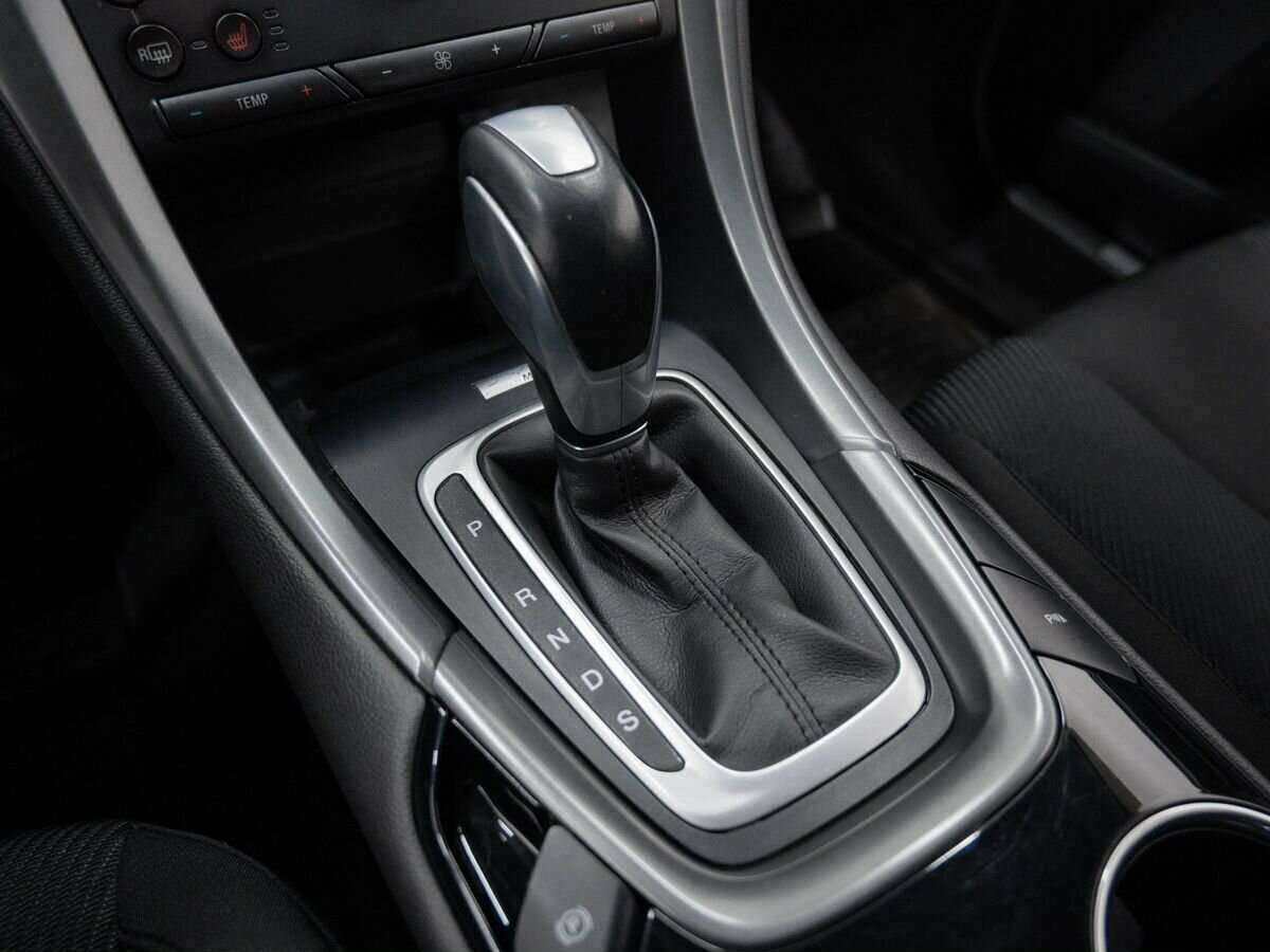 Ford Mondeo с пробегом — 2015 год. Фото: #21