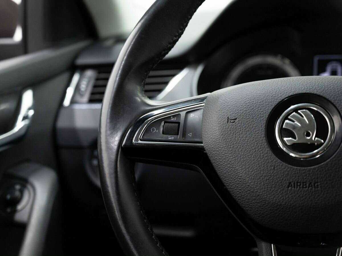 Skoda Octavia с пробегом — 2017 год. Фото: #13