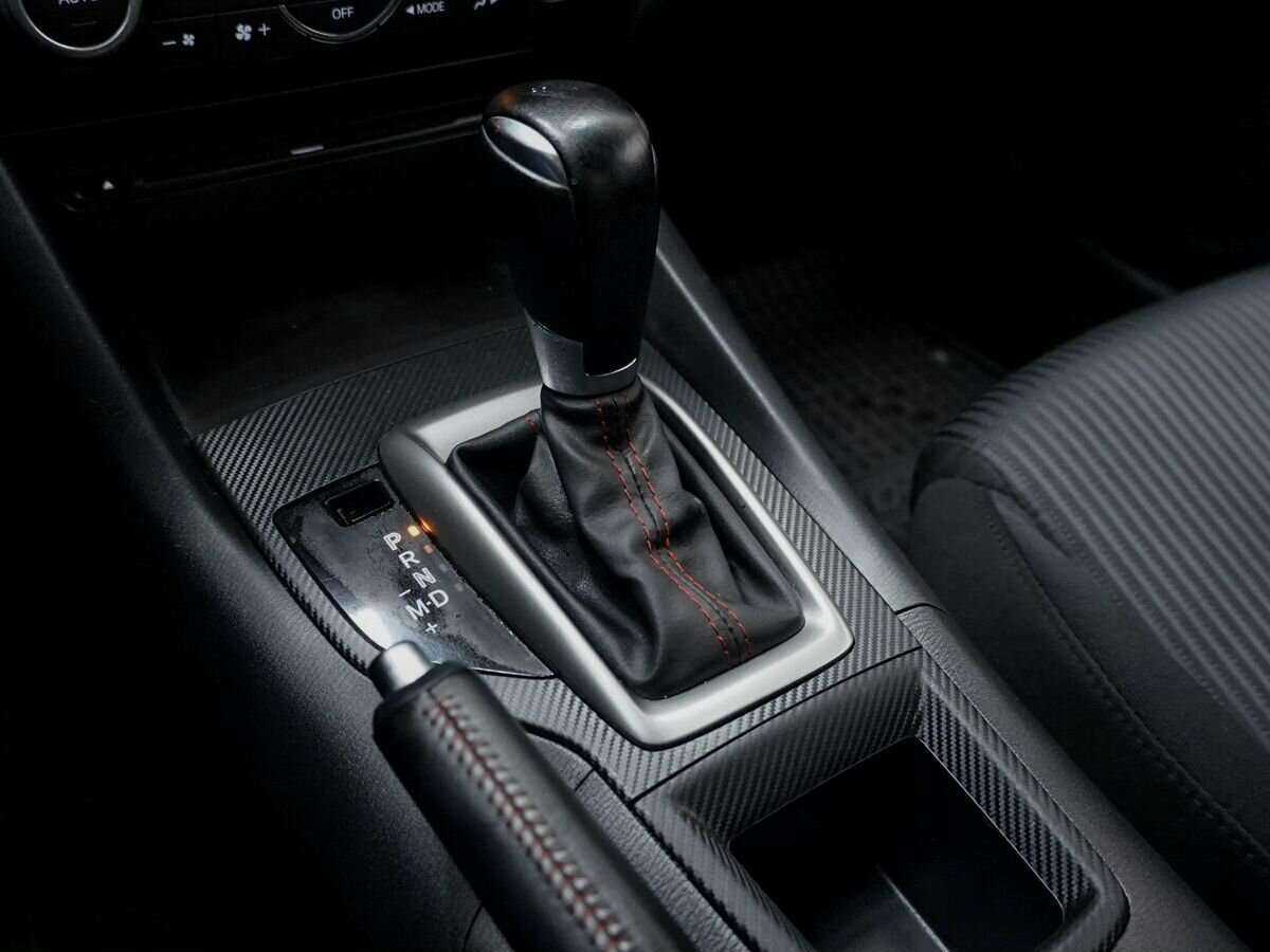 Mazda 3 с пробегом — 2013 год. Фото: #13