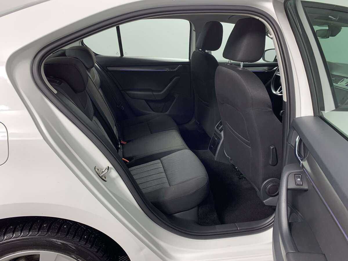 Skoda Octavia с пробегом — 2018 год. Фото: #20