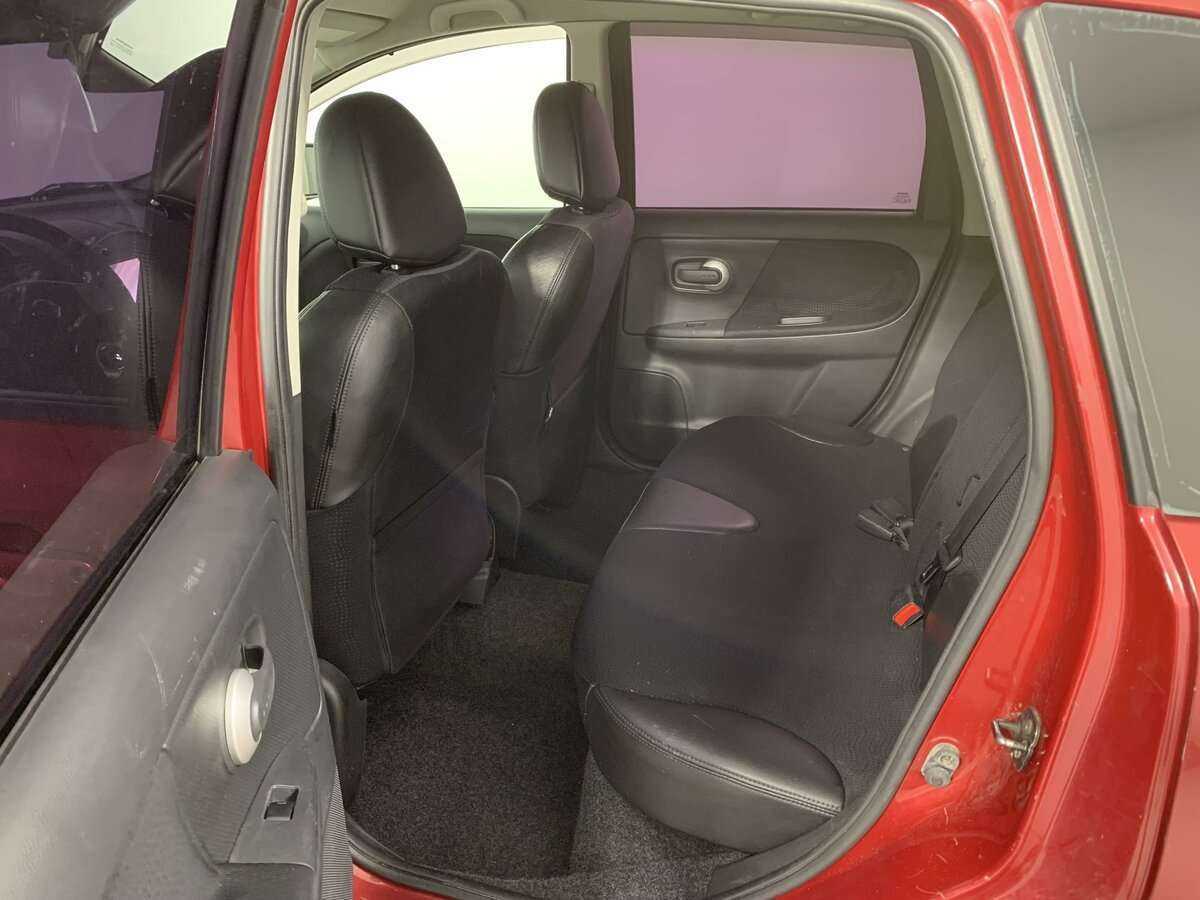 Nissan Note с пробегом — 2012 год. Фото: #7