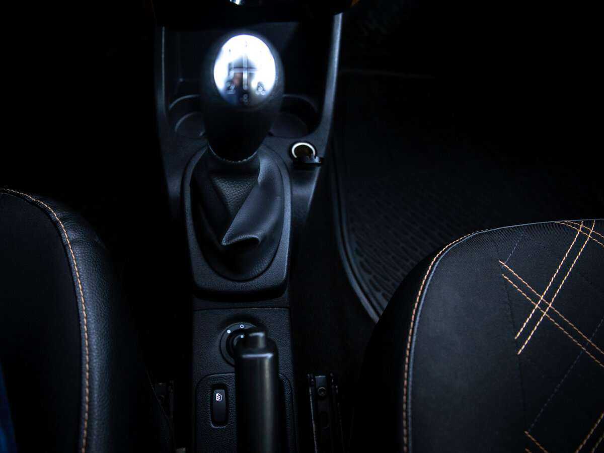 Lada (ВАЗ) Largus с пробегом — 2019 год. Фото: #15