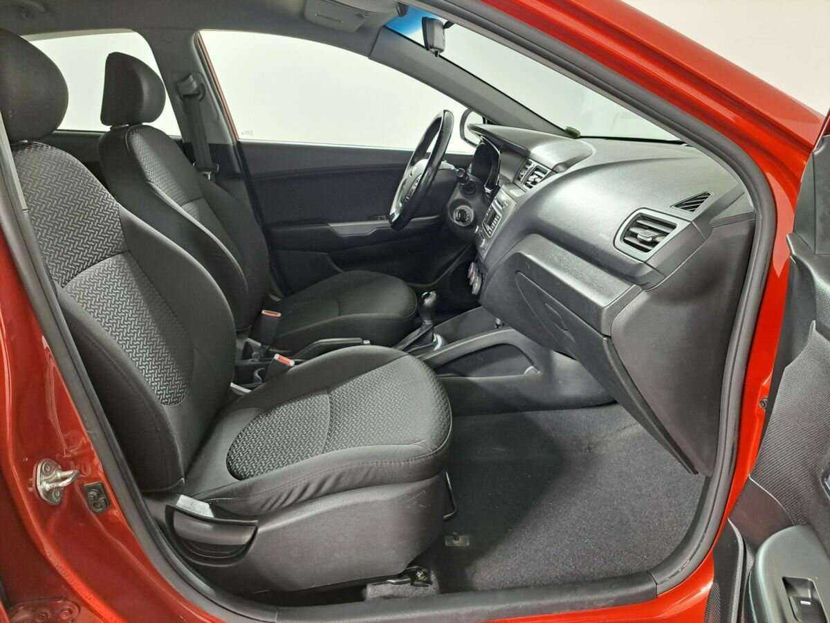 Kia Rio с пробегом — 2015 год. Фото: #8