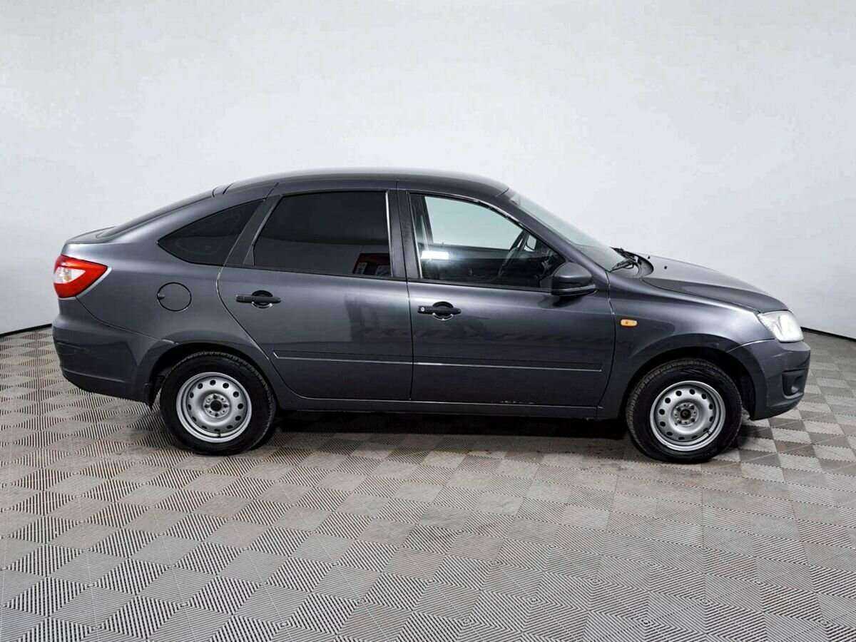 Lada (ВАЗ) Granta с пробегом — 2017 год. Фото: #3