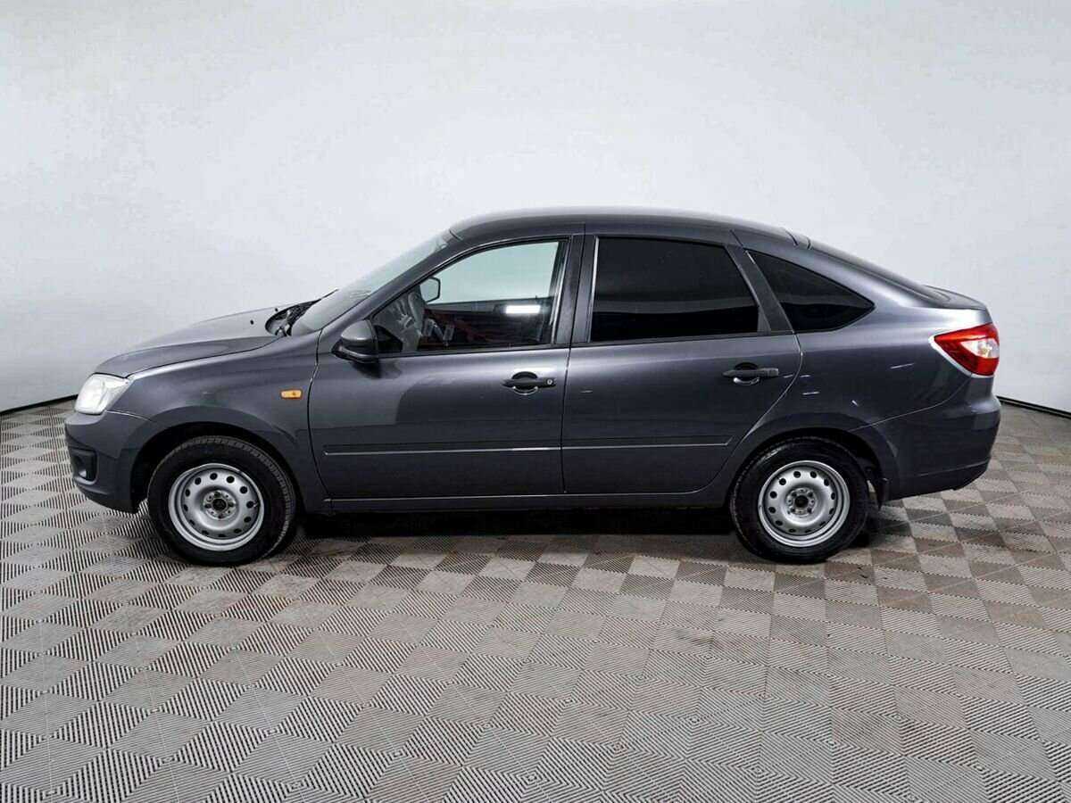 Lada (ВАЗ) Granta с пробегом — 2017 год. Фото: #7