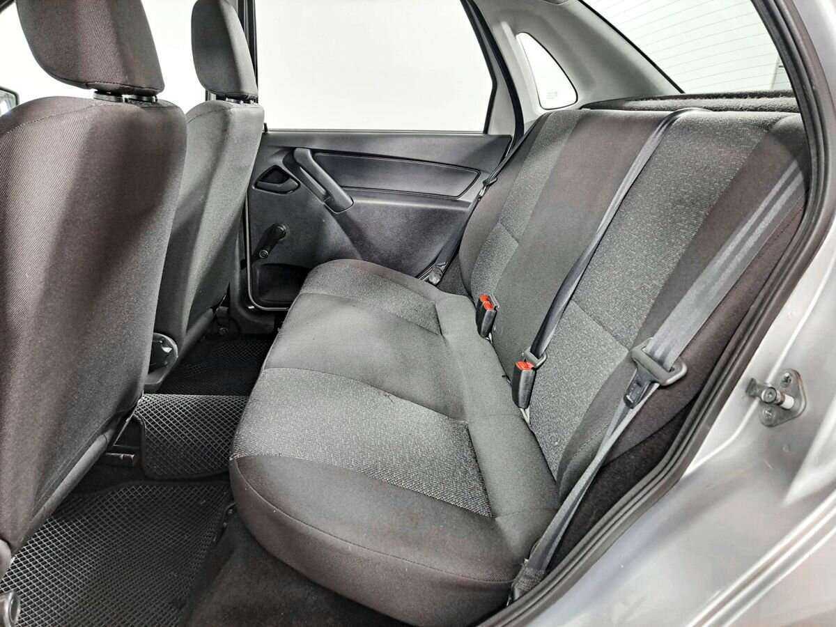 Lada (ВАЗ) Granta с пробегом — 2016 год. Фото: #9