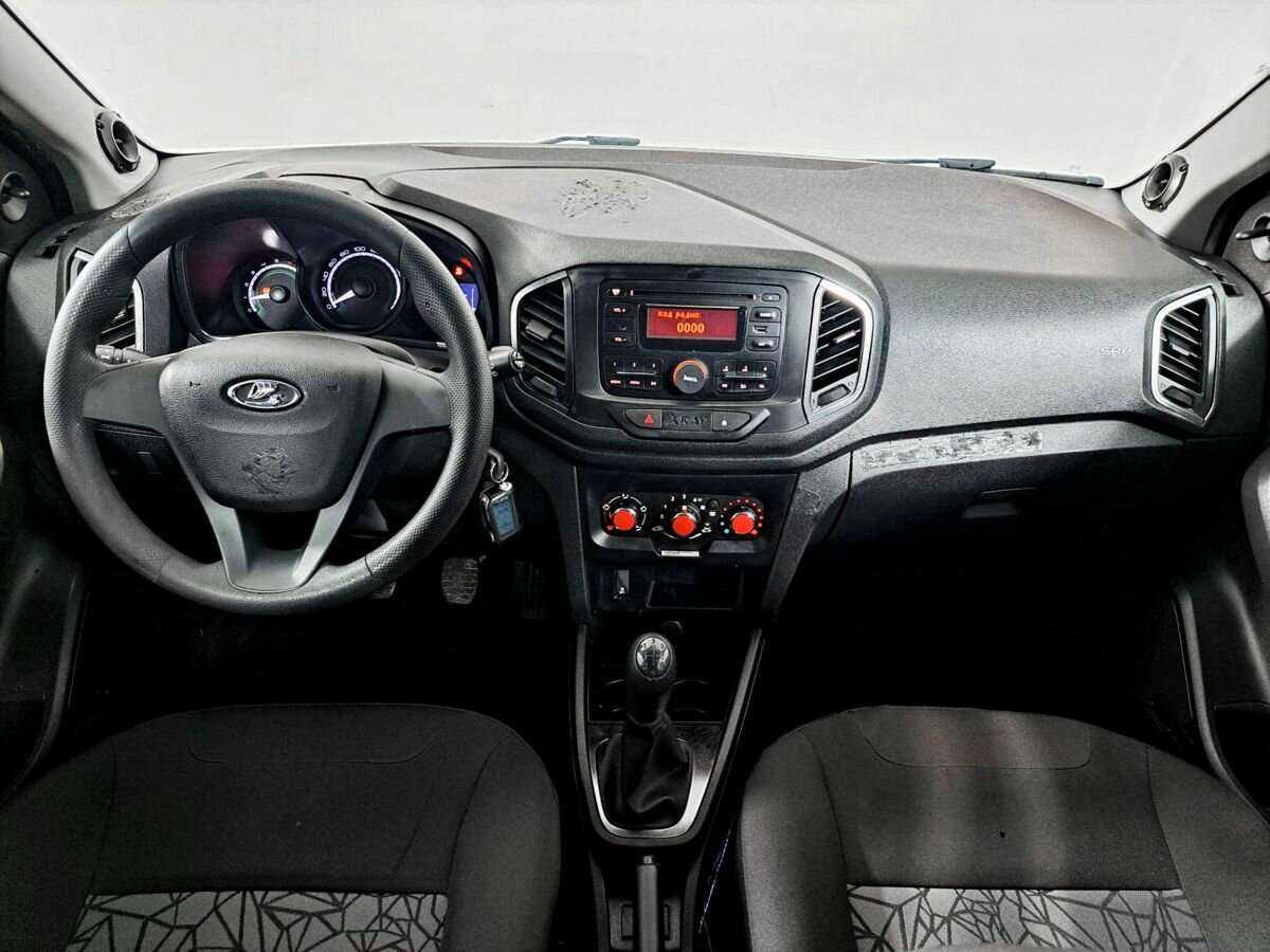 Lada (ВАЗ) XRAY с пробегом — 2017 год. Фото: #11