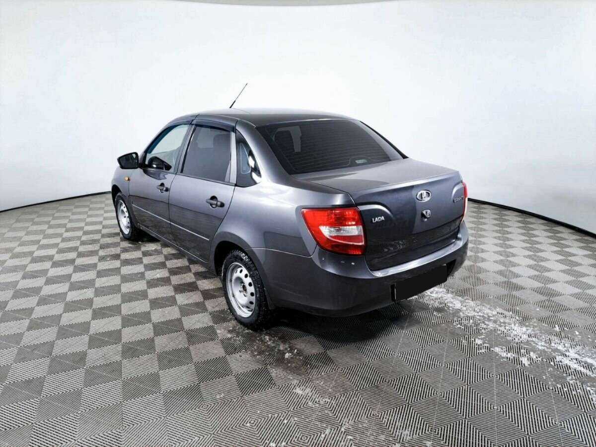 Lada (ВАЗ) Granta с пробегом — 2017 год. Фото: #6
