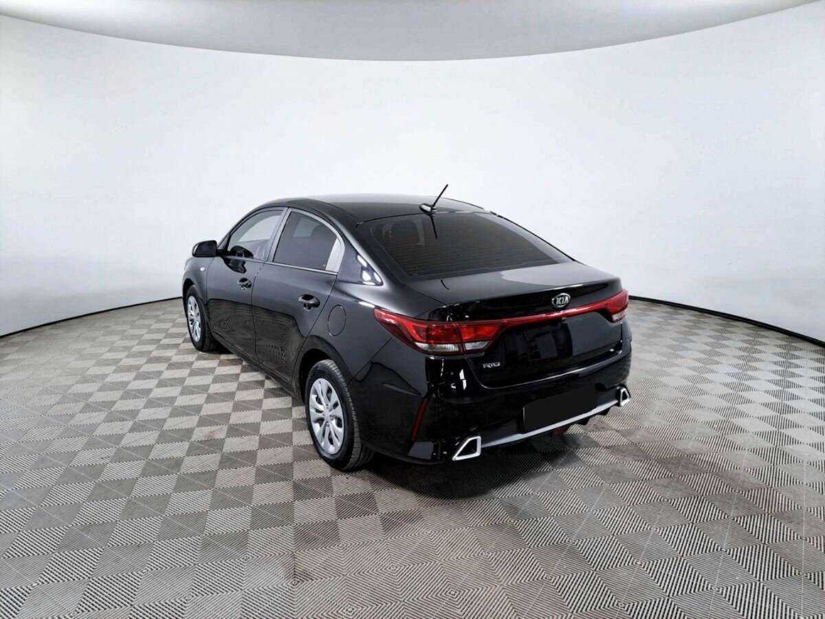 Kia Rio с пробегом — 2021 год. Фото: #6