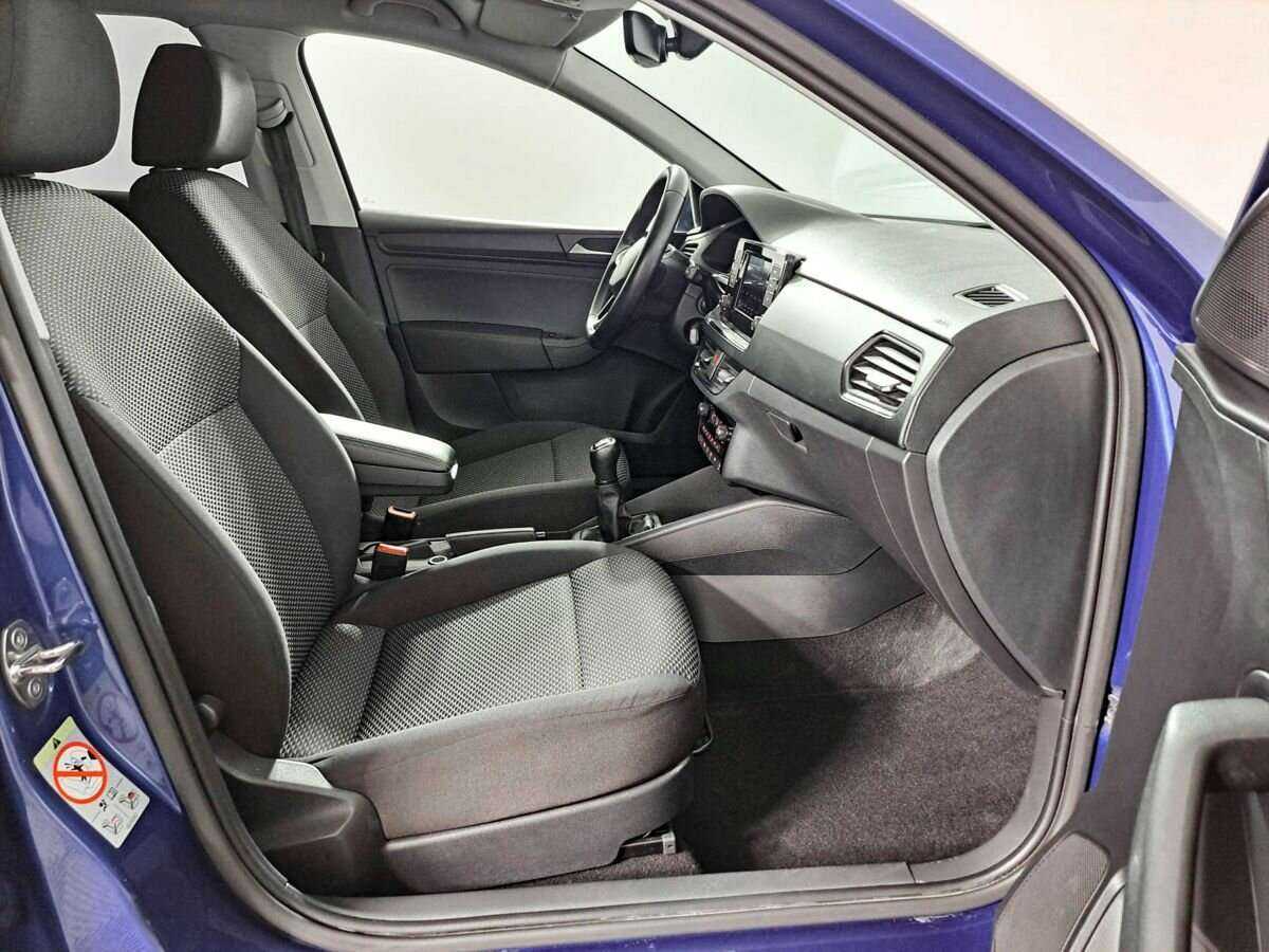 Volkswagen Polo с пробегом — 2021 год. Фото: #8