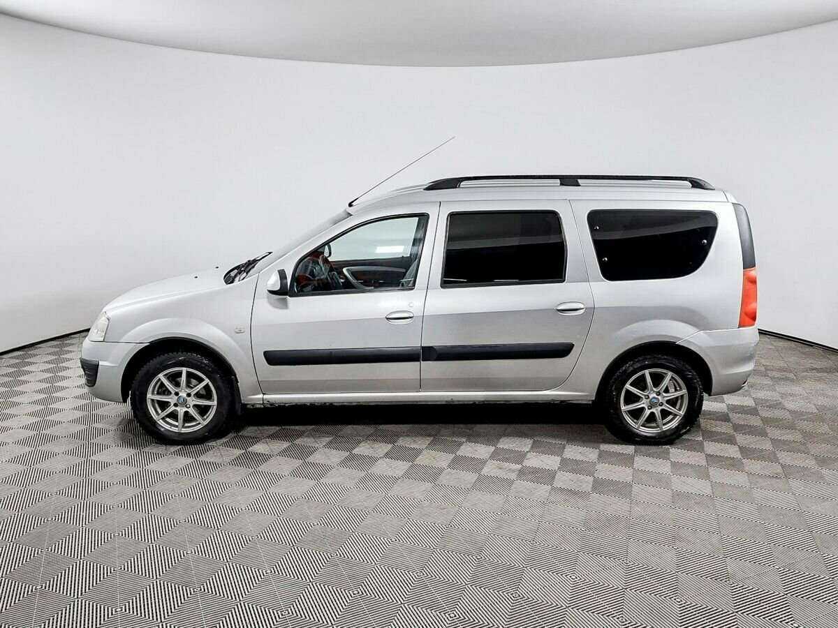 Lada (ВАЗ) Largus с пробегом — 2012 год. Фото: #7