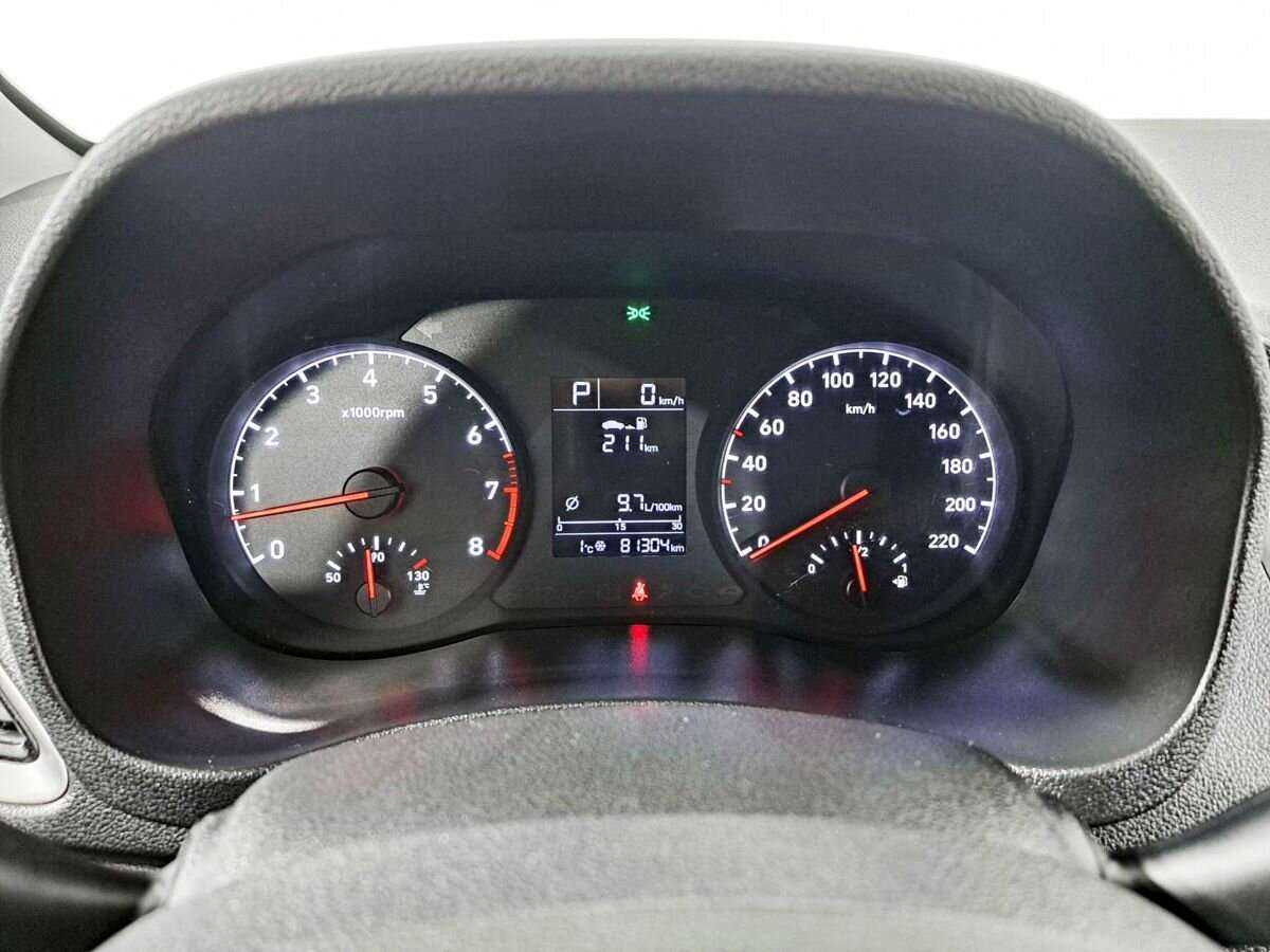 Hyundai Solaris с пробегом — 2019 год. Фото: #12