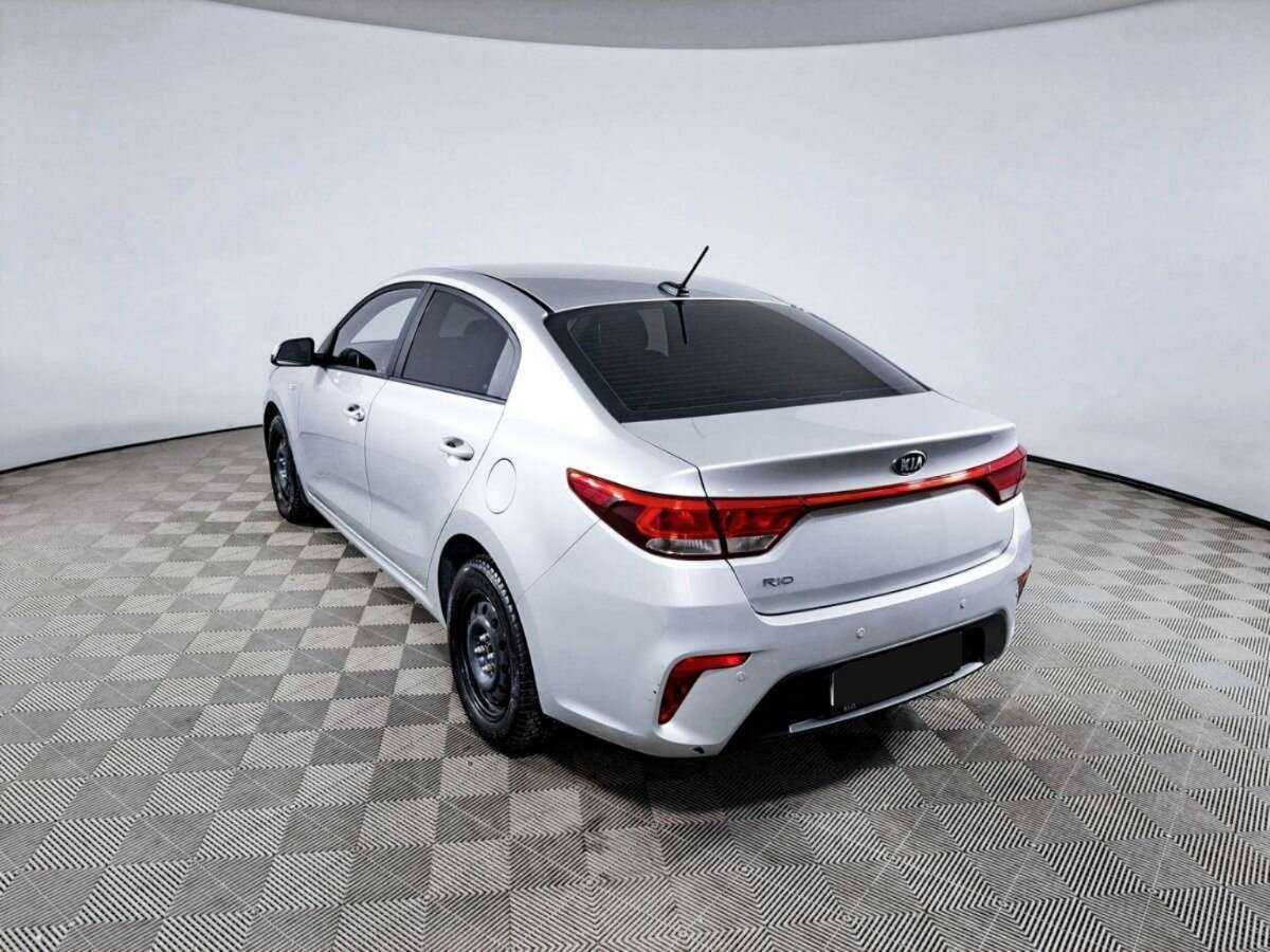 Kia Rio с пробегом — 2020 год. Фото: #6