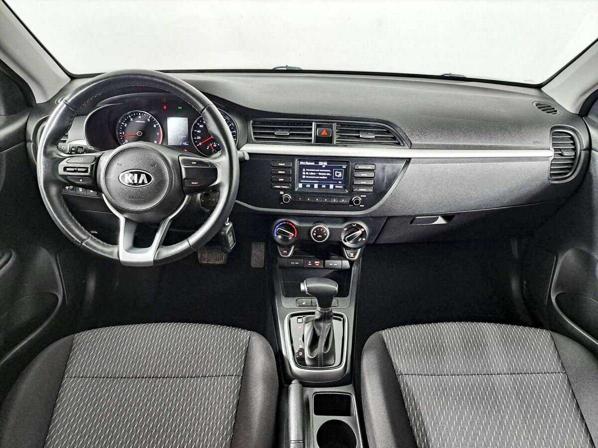 Kia Rio с пробегом — 2020 год. Фото: #13