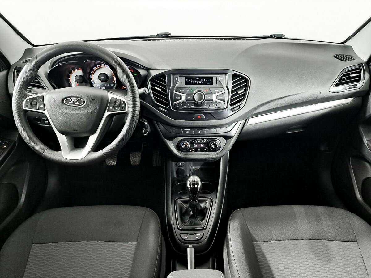 Lada (ВАЗ) Vesta с пробегом — 2020 год. Фото: #9