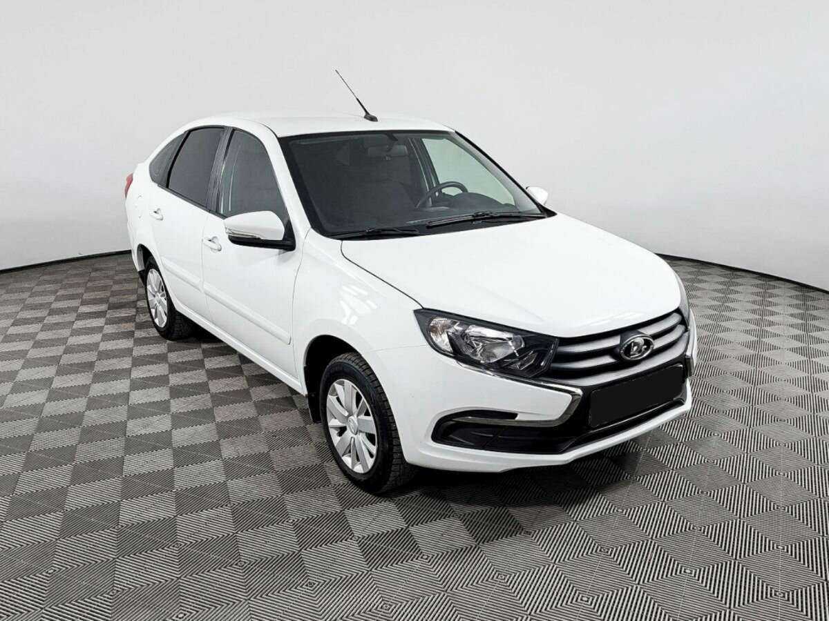 Lada (ВАЗ) Granta с пробегом — 2021 год. Фото: #2