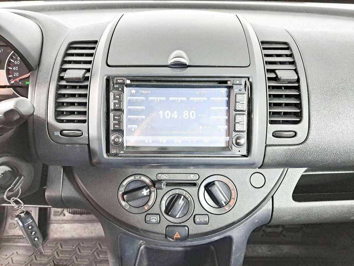 Nissan Note с пробегом — 2012 год. Фото: #12