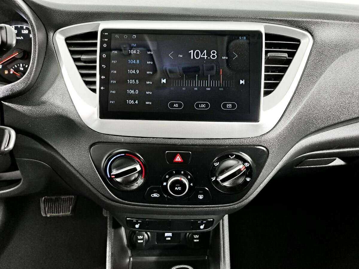 Hyundai Solaris с пробегом — 2021 год. Фото: #10