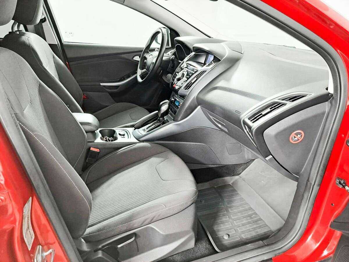 Ford Focus с пробегом — 2012 год. Фото: #8