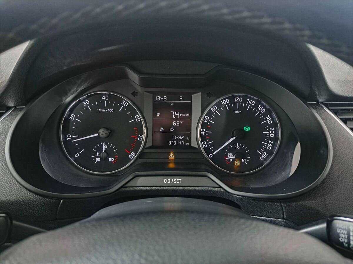 Skoda Octavia с пробегом — 2016 год. Фото: #9