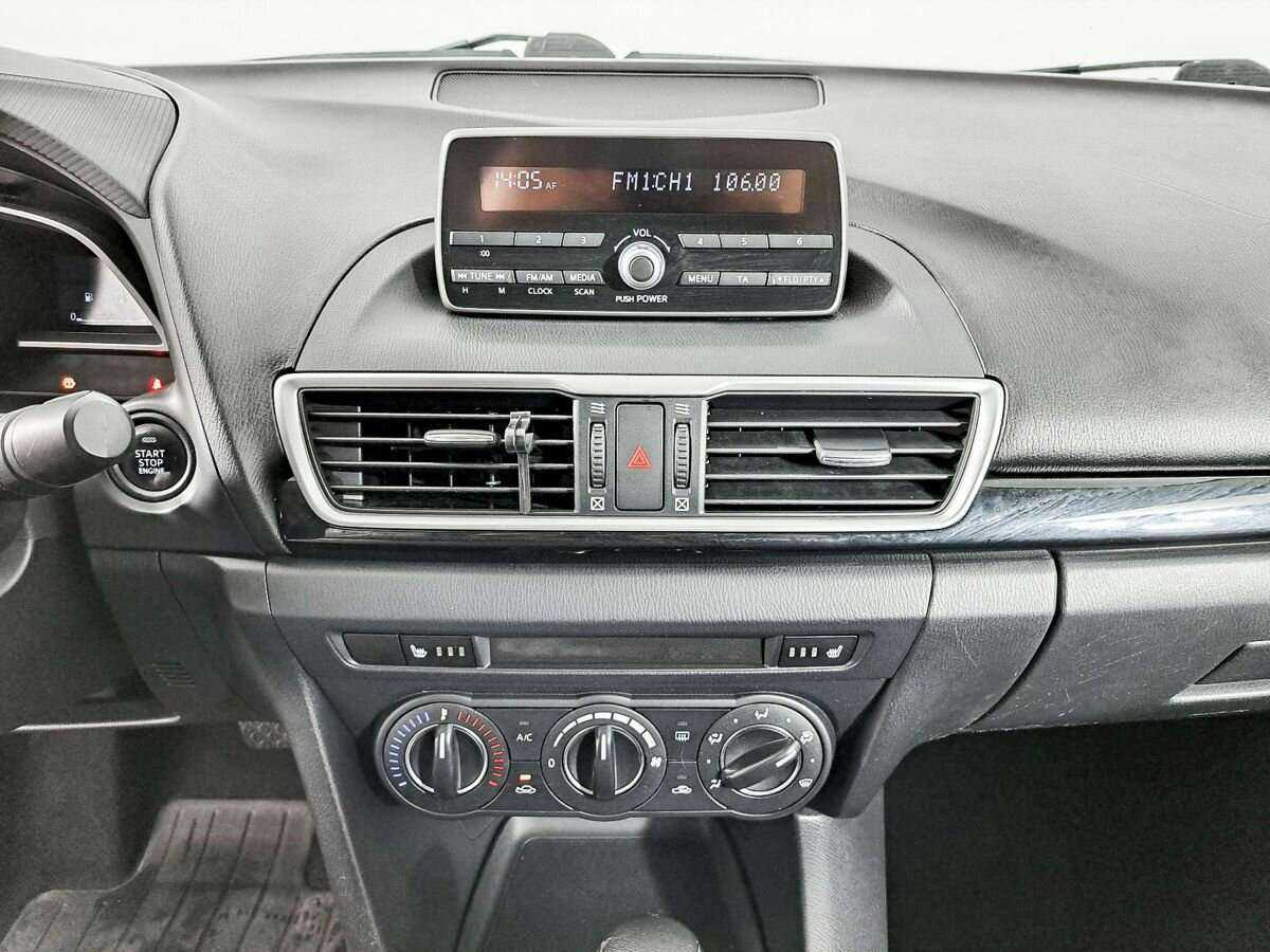 Mazda 3 с пробегом — 2014 год. Фото: #12