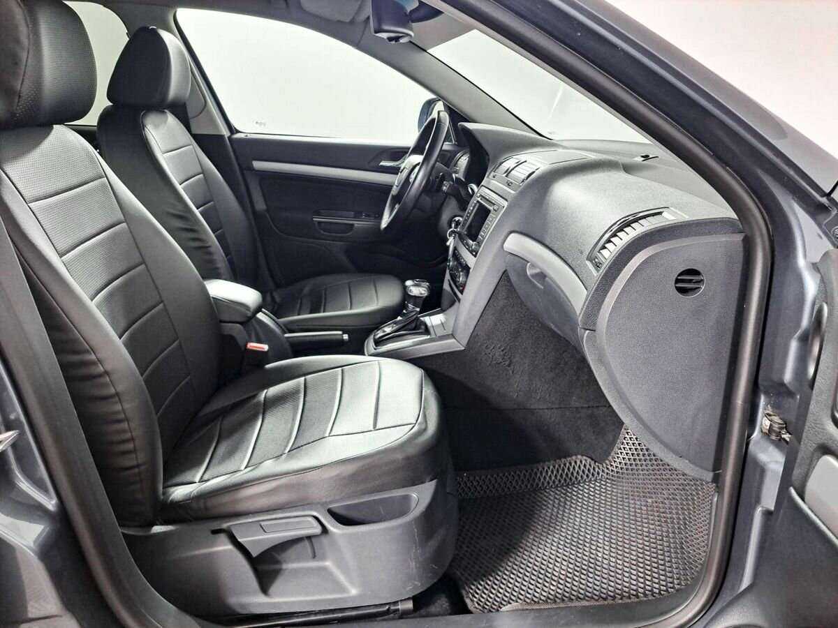 Skoda Octavia с пробегом — 2012 год. Фото: #7