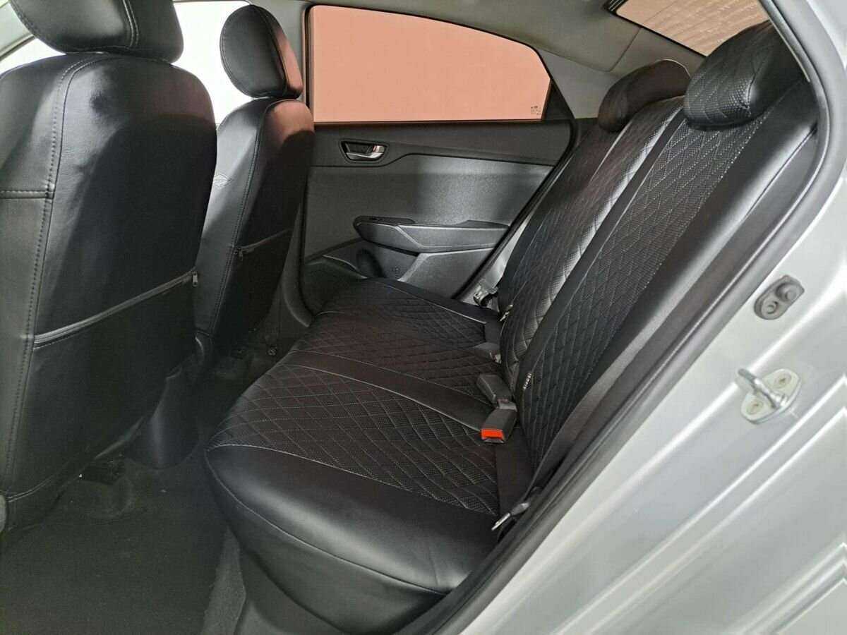 Hyundai Solaris с пробегом — 2021 год. Фото: #9