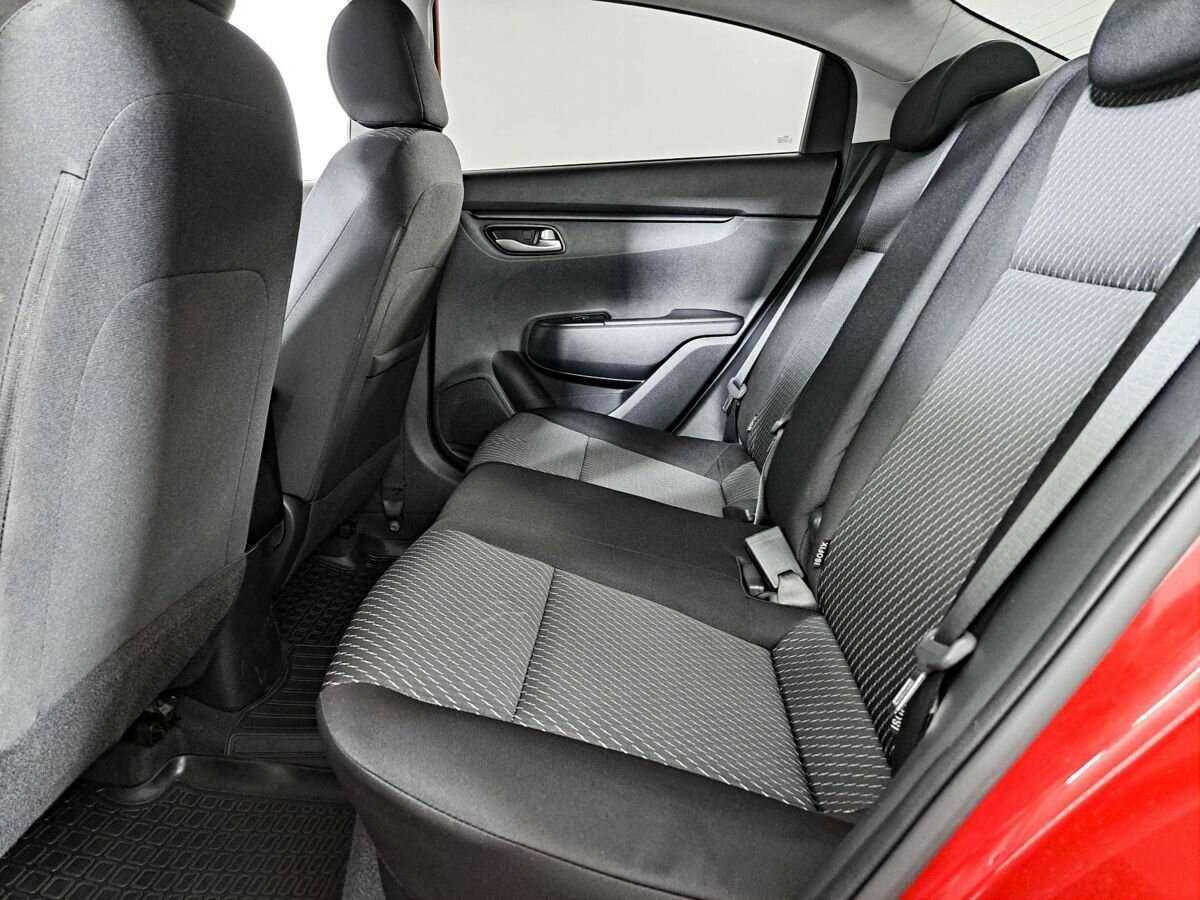 Kia Rio с пробегом — 2020 год. Фото: #9