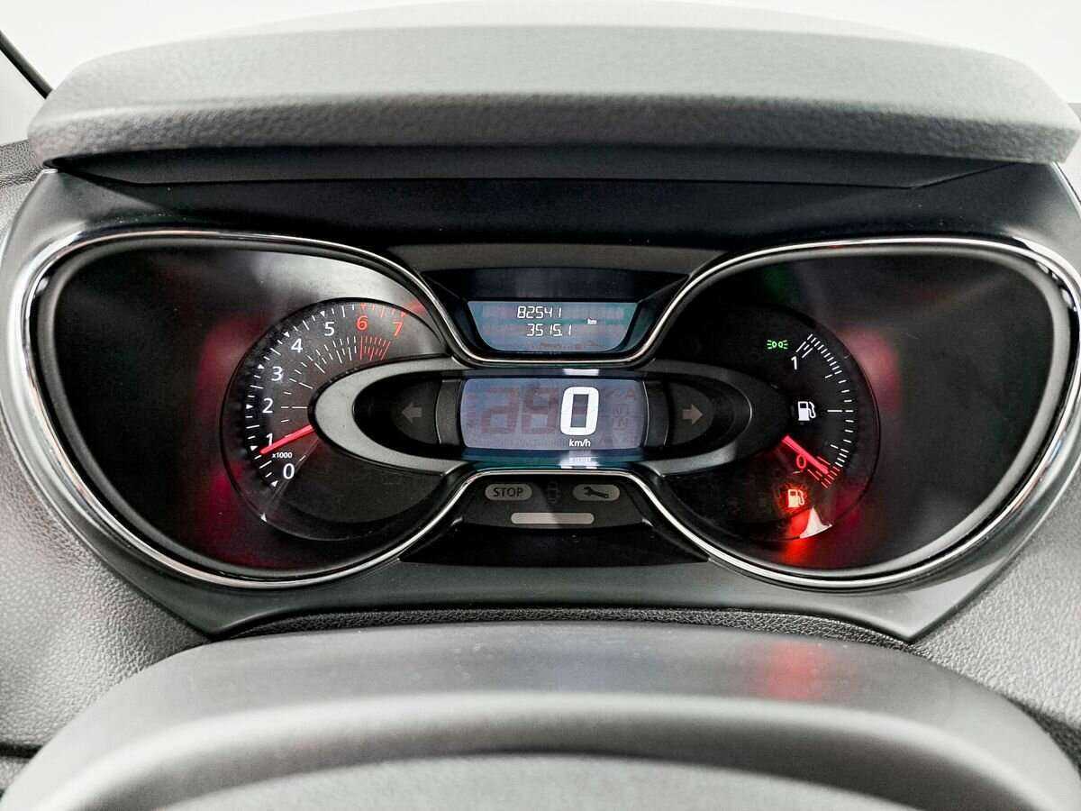 Renault Kaptur с пробегом — 2017 год. Фото: #12
