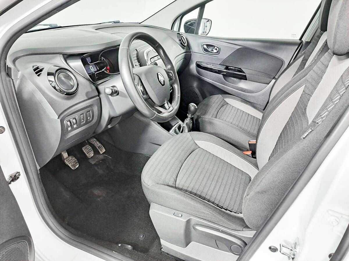 Renault Kaptur с пробегом — 2017 год. Фото: #15