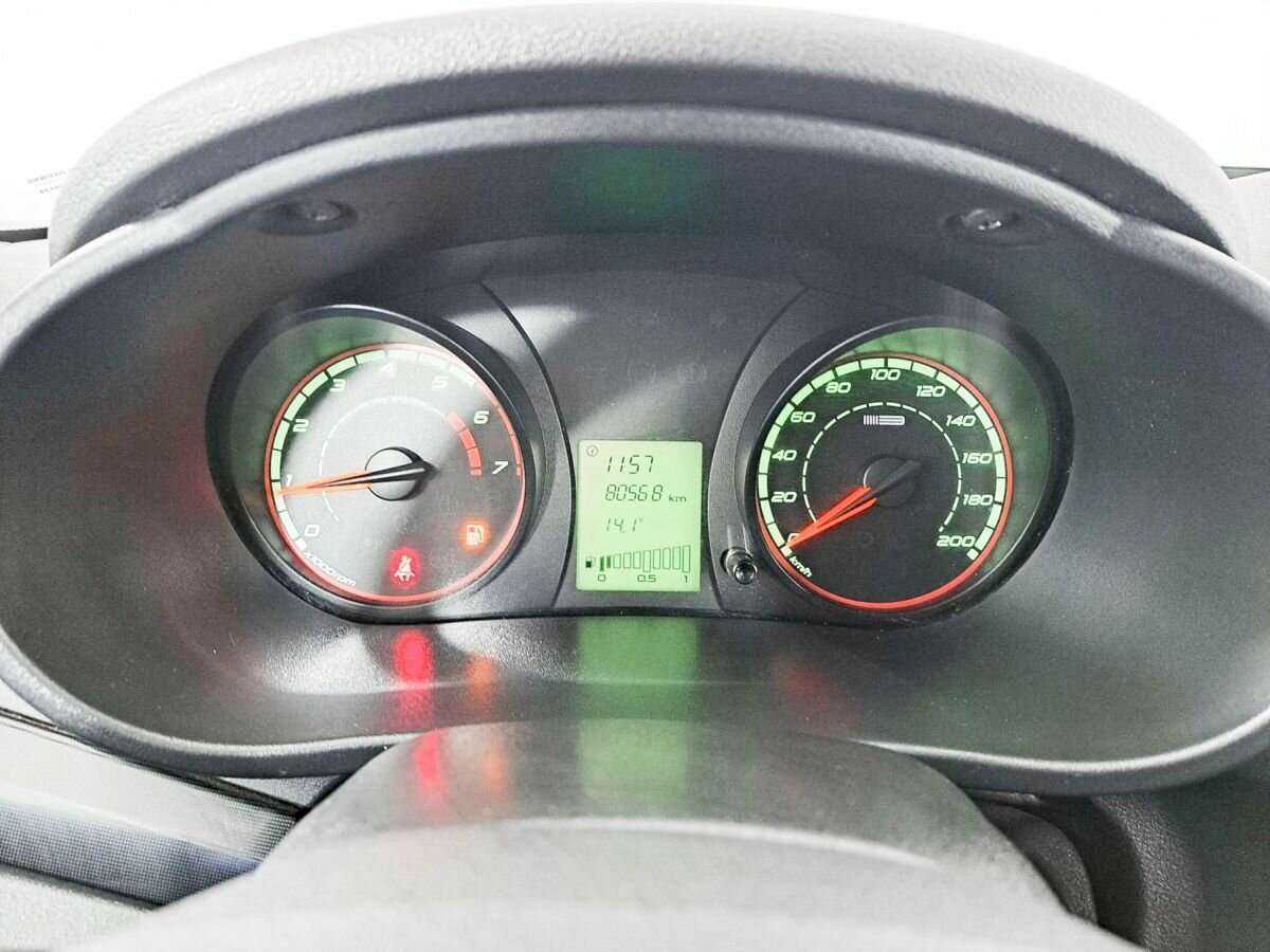 Lada (ВАЗ) Kalina с пробегом — 2018 год. Фото: #10