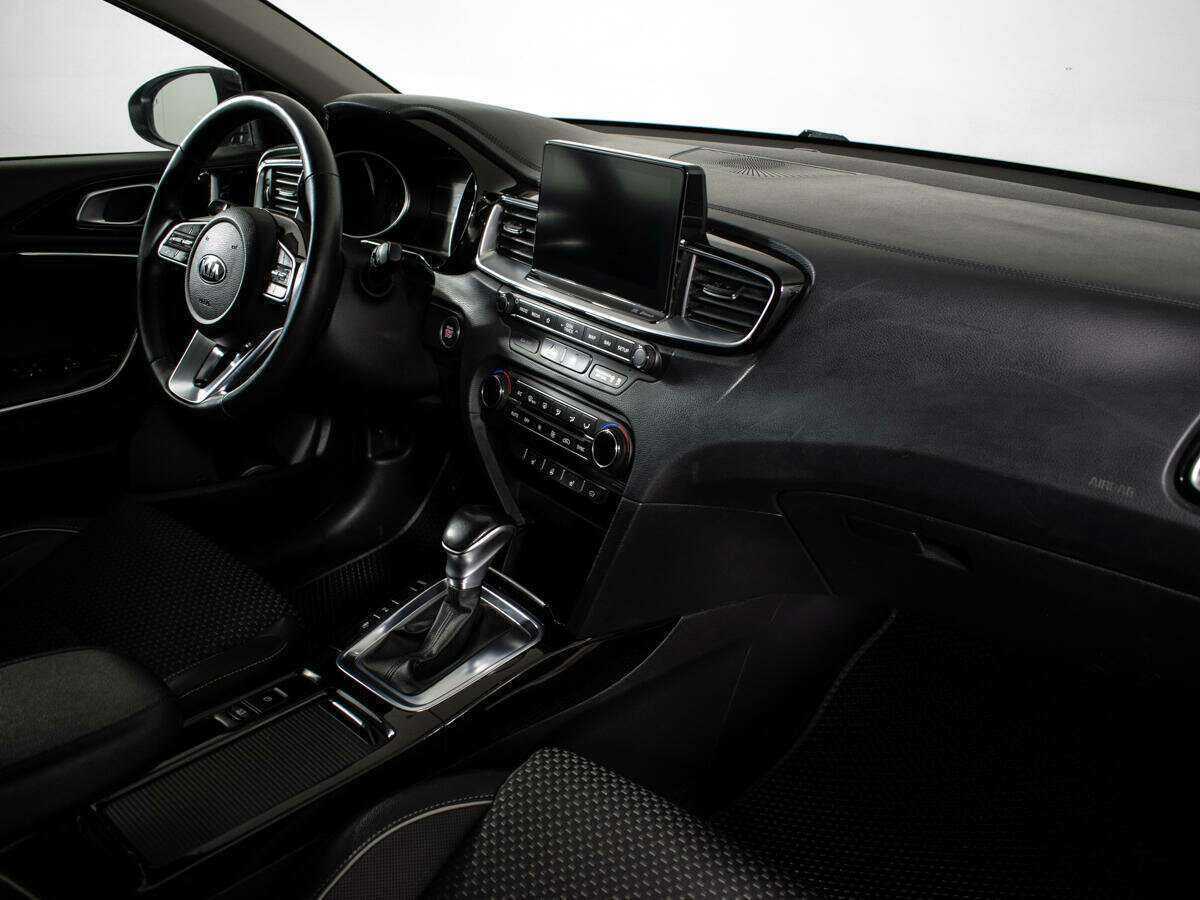 Kia Ceed с пробегом — 2018 год. Фото: #8
