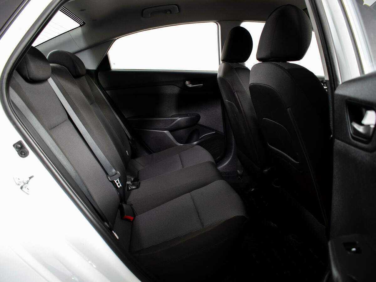 Hyundai Solaris с пробегом — 2020 год. Фото: #8